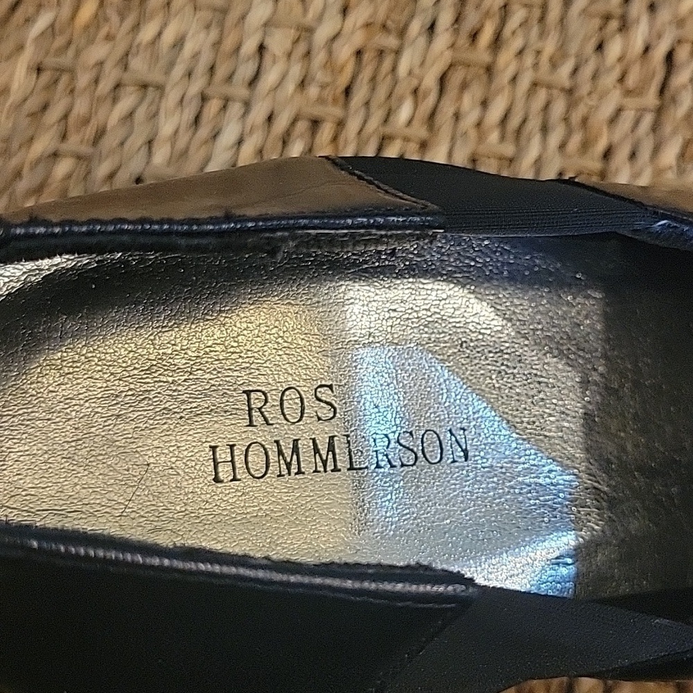 ROS HOMMERSON black leather slip-on shoes.  Great condition. Size 8.5 Narrow - Picture 5 of 8